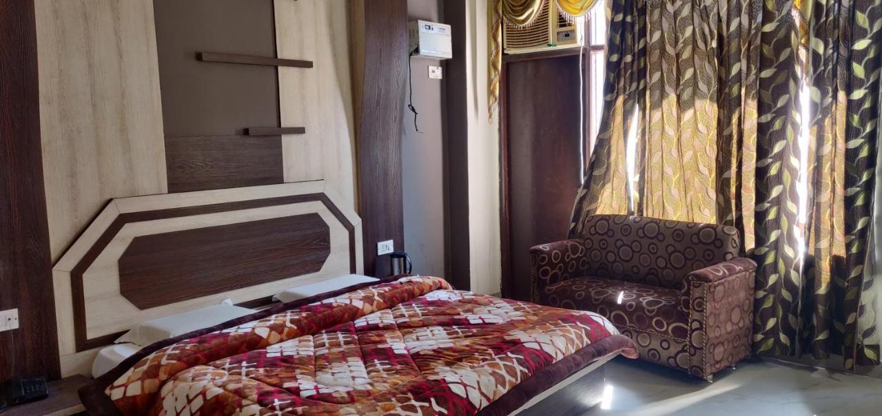 Hotel Shakuntala Katra  Ngoại thất bức ảnh