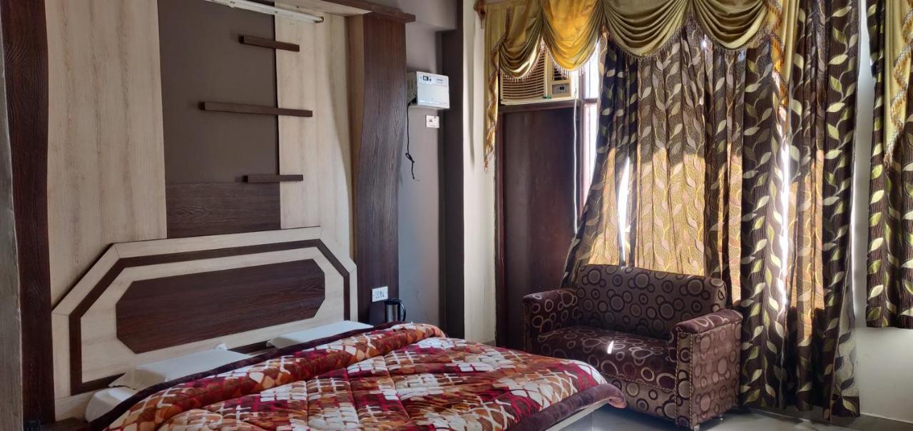 Hotel Shakuntala Katra  Ngoại thất bức ảnh